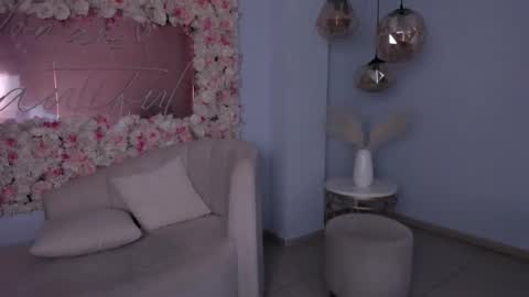 Snapshot of mileycruz_ chatting on February 16, 1:58 am Miley Cruz IG miley model23 online show from February 16, 1:58 am