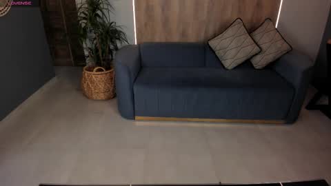 Snapshot of mileycruz_ chatting on September 12, 9:15 pm Miley Cruz IG miley model23 online show from September 12, 9:15 pm