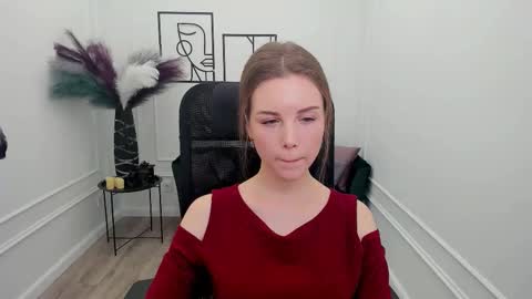 Snapshot of mileygloss chatting on November 30, 12:42 pm mileygloss online show from November 30, 12:42 pm