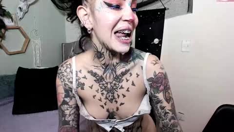 Isabella online show from October 1, 1:50 pm