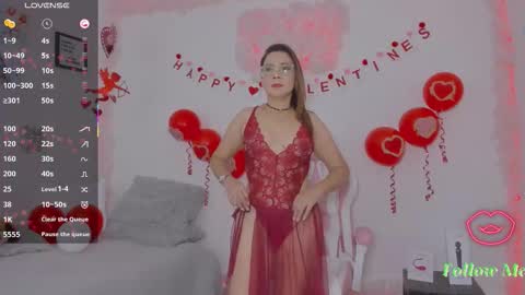 Aura  online show from February 11, 11:10 pm