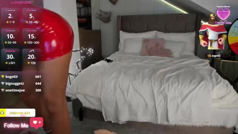 Ingrid online show from December 9, 1:18 am