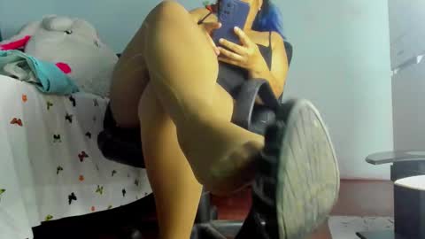 Snapshot of milff_danielaa chatting on November 14, 6:56 am Daniela online show from November 14, 6:56 am