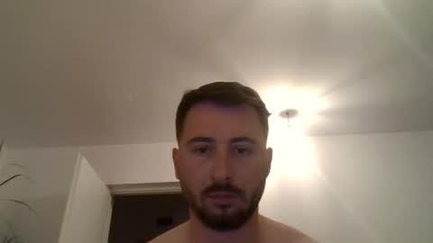 milfflover32 online show from September 21, 8:10 pm