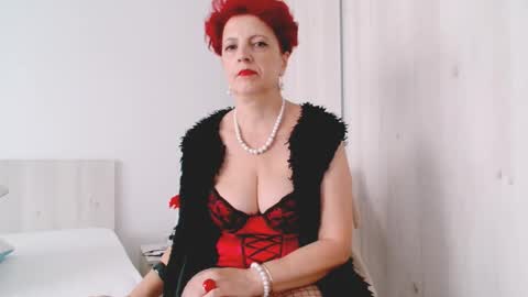 Milfsupreme online show from September 12, 11:32 am