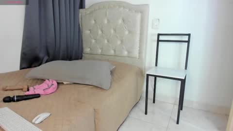 Snapshot of milfnew chatting on November 9, 3:16 am Nataly online show from November 9, 3:16 am