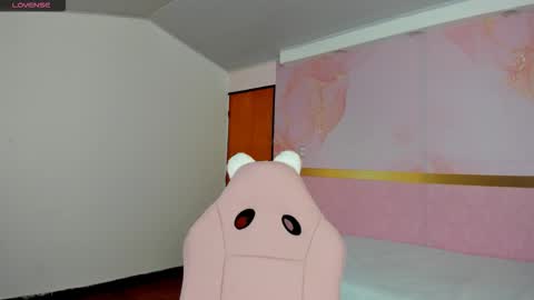 Snapshot of milk_candy16 chatting on September 30, 12:43 pm S O F I A online show from September 30, 12:43 pm