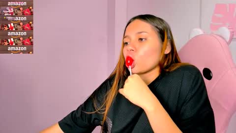 Snapshot of milk_zafira chatting on November 14, 2:21 am milk_zafira online show from November 14, 2:21 am