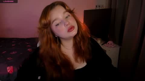 Lisa online show from December 4, 5:27 am