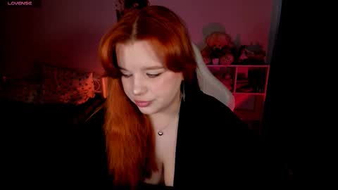 Lisa online show from October 2, 1:29 pm