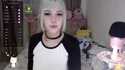 Snapshot of milkybunnyy chatting on October 31, 1:39 am  Novaleigh Nyan  online show from October 31, 1:39 am