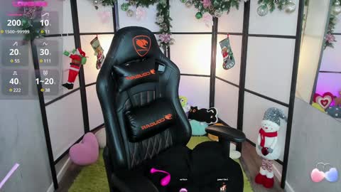 Snapshot of milkycute chatting on December 20, 1:03 am milky cute online show from December 20, 1:03 am