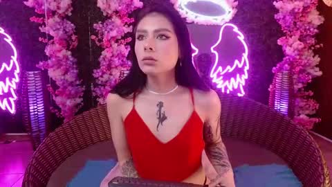 MILLA online show from October 20, 1:44 pm