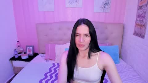 Snapshot of milla_lourents chatting on September 29, 7:08 pm Mila online show from September 29, 7:08 pm