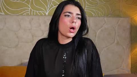 MillaBliss online show from October 5, 8:40 pm