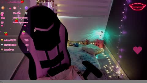 millandiux online show from January 25, 9:25 pm