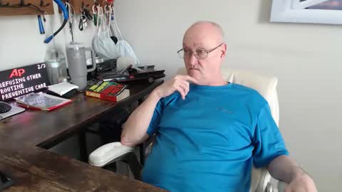 millenium0129 online show from March 23, 4:33 pm