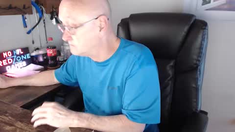 millenium0129 online show from April 6, 12:19 am