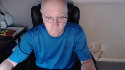 millenium0129 online show from April 12, 12:59 am