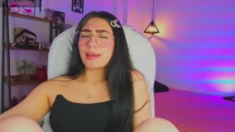 miller_vanessa_ online show from September 23, 10:02 pm