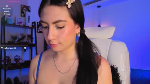 miller_vanessa_ online show from March 6, 9:00 pm