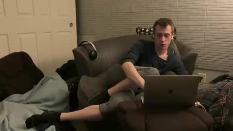 Snapshot of millerjdm chatting on December 5, 2:22 pm SlimnHungOH online show from December 5, 2:22 pm