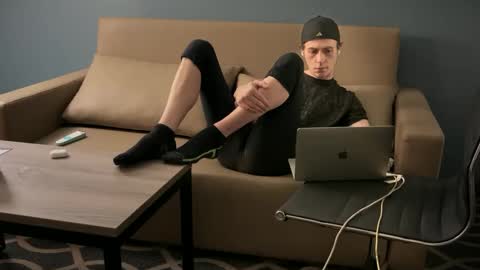 Snapshot of millerjdm chatting on December 14, 7:36 pm SlimnHungOH online show from December 14, 7:36 pm