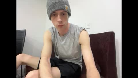 Snapshot of millerjdm chatting on September 22, 5:04 pm SlimnHungOH online show from September 22, 5:04 pm