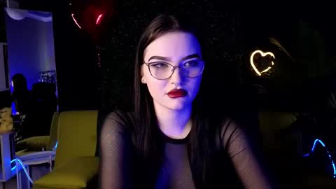 Snapshot of milliedoll chatting on February 22, 8:40 am Millie online show from February 22, 8:40 am