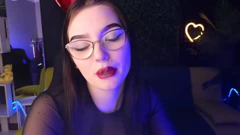 Snapshot of milliedoll chatting on February 22, 11:46 am Millie online show from February 22, 11:46 am