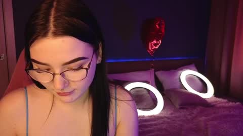 Snapshot of milliedoll chatting on February 25, 4:46 am Millie online show from February 25, 4:46 am