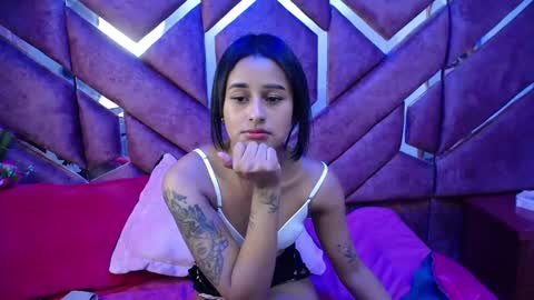 Snapshot of milly_print chatting on February 8, 7:26 am Milly Print online show from February 8, 7:26 am