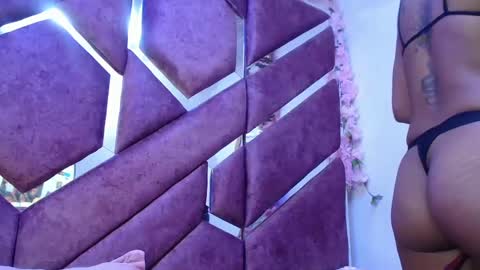 Snapshot of milly_print chatting on February 10, 9:14 am Milly Print online show from February 10, 9:14 am