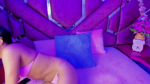 Snapshot of milly_print chatting on September 20, 3:18 am Milly Print online show from September 20, 3:18 am