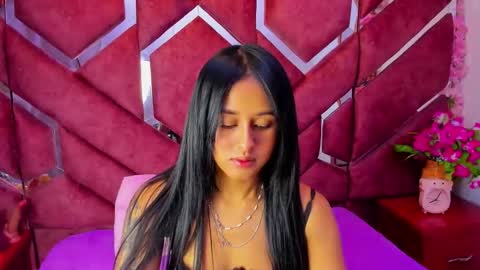 Snapshot of milly_print chatting on November 30, 2:15 am Milly Print online show from November 30, 2:15 am