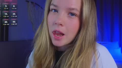 Milly    online show from December 15, 7:01 am