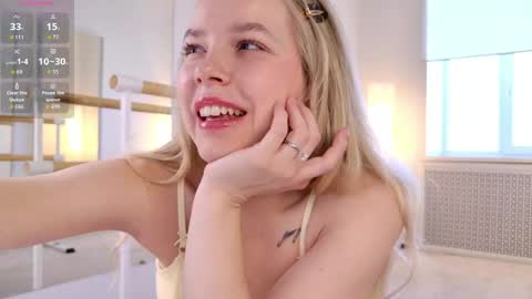 Milly    online show from April 21, 7:03 am