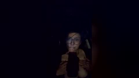 millyjay23 online show from June 7, 9:57 am