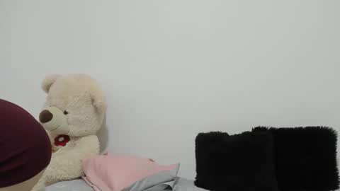 Snapshot of milocouple_ chatting on October 28, 8:55 pm Milo online show from October 28, 8:55 pm