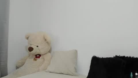 Snapshot of milocouple_ chatting on October 30, 8:53 pm Milo online show from October 30, 8:53 pm