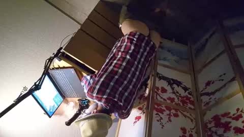 Snapshot of milohbx chatting on September 10, 6:08 pm Milo online show from September 10, 6:08 pm