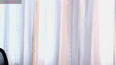 Snapshot of miltonn_jakee chatting on January 17, 6:44 pm Miltonn online show from January 17, 6:44 pm