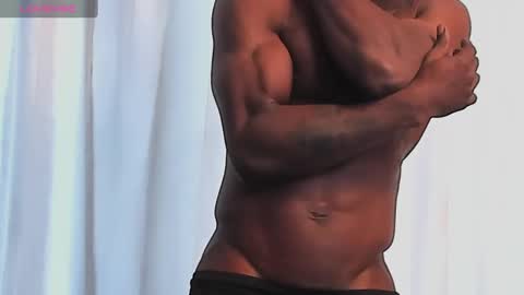 Snapshot of miltonn_jakee chatting on January 23, 9:07 pm Miltonn online show from January 23, 9:07 pm