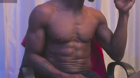 Snapshot of miltonn_jakee chatting on February 8, 8:31 am Miltonn online show from February 8, 8:31 am