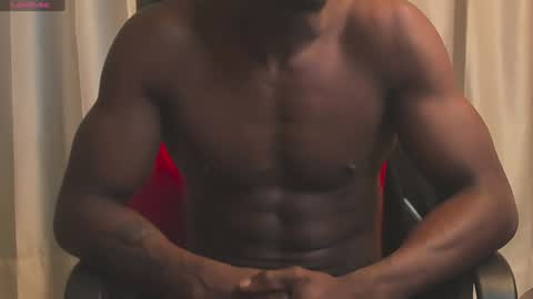 Snapshot of miltonn_jakee chatting on February 8, 11:13 pm Miltonn online show from February 8, 11:13 pm