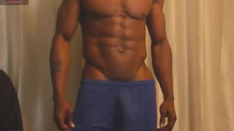 Snapshot of miltonn_jakee chatting on February 11, 12:28 am Miltonn online show from February 11, 12:28 am