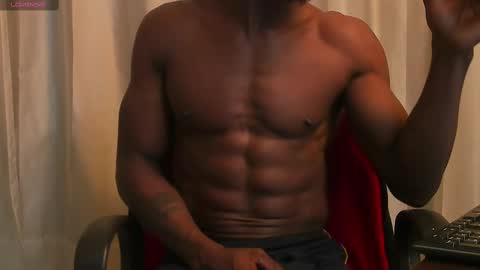 Snapshot of miltonn_jakee chatting on February 26, 3:42 am Miltonn online show from February 26, 3:42 am