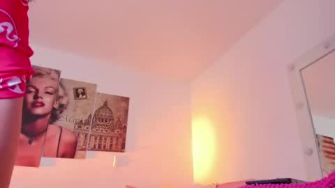 Snapshot of milu_cooper chatting on October 16, 8:37 am milu modelo independiente .onlyfans kmila model online show from October 16, 8:37 am