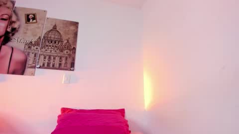 Snapshot of milu_cooper chatting on November 5, 7:30 am milu modelo independiente .onlyfans kmila model online show from November 5, 7:30 am