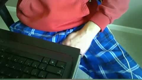 milwaukeebadger24 online show from December 13, 6:49 pm